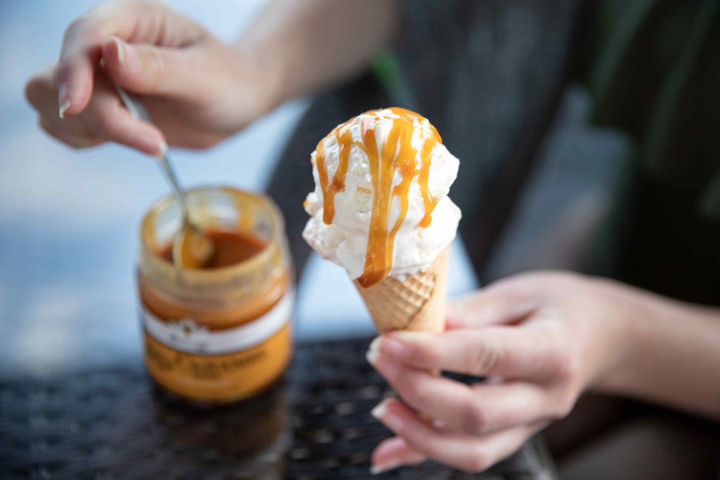 creme glacee et caramel de miel
